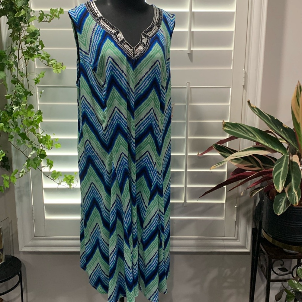 NWT JM Collection Sleeveless dress with v neck sequins, size 3x multi color